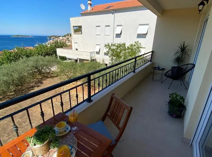 Apartment Sandra Vis